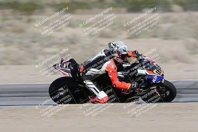 media/Jan-15-2026-Racers Edge (Thu) [[dfebeb70ab]]/2-A Group/Session 3 (Turn 15 Inside Pans)/